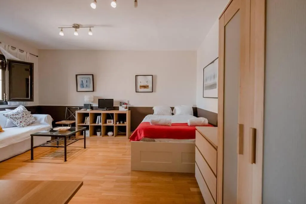 Apartment Corral Del Horno Central Oasis By Valcambre Seville
